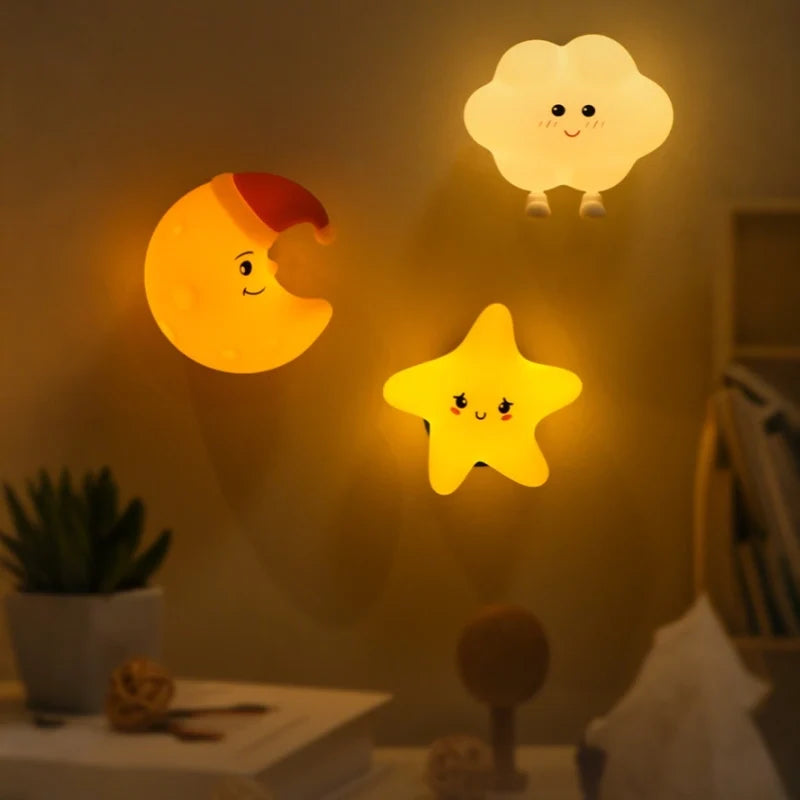 DreamBuddies™ Nachtlicht in Stern-, Mond- oder Wolkenform