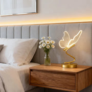 Celestiva™ Tischlampe mit schmetterlingsförmigem Acryllicht