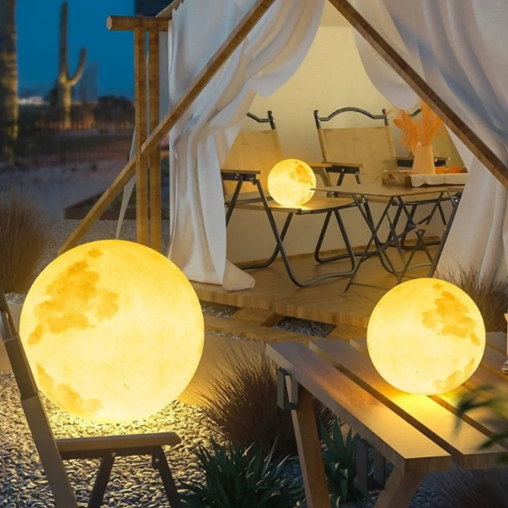Selene™ Mondgarten-Leuchte mit 16 Farben, IP65, Solar & USB