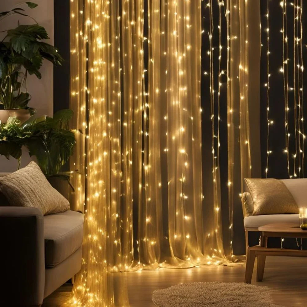 Feenvorhang mit warmweißen LED-Lichtern und 8 Beleuchtungsmodi
