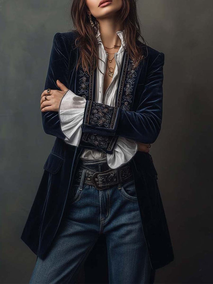 Federica | Long vintage navy blue velvet jacket with embroidery