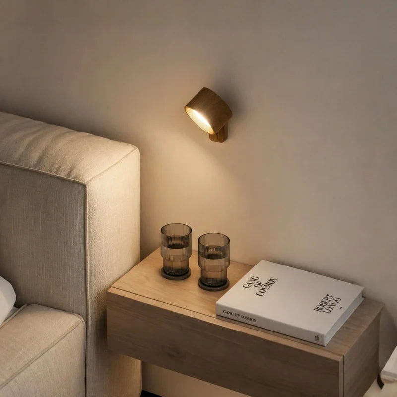 Kabellose Wandleuchte mit 360° Drehung und magnetischer Halterung