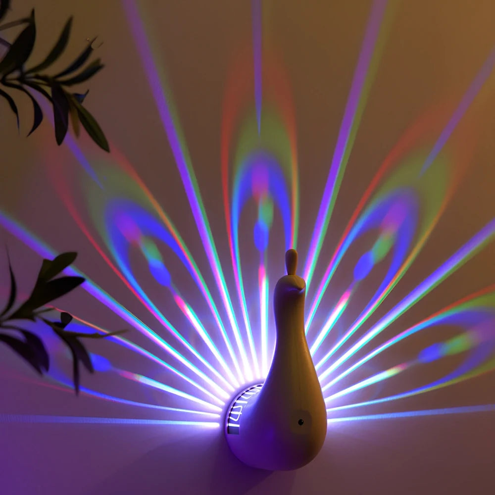 Luminous Wings™ Wandleuchte mit Flügel-Lichtprojektion