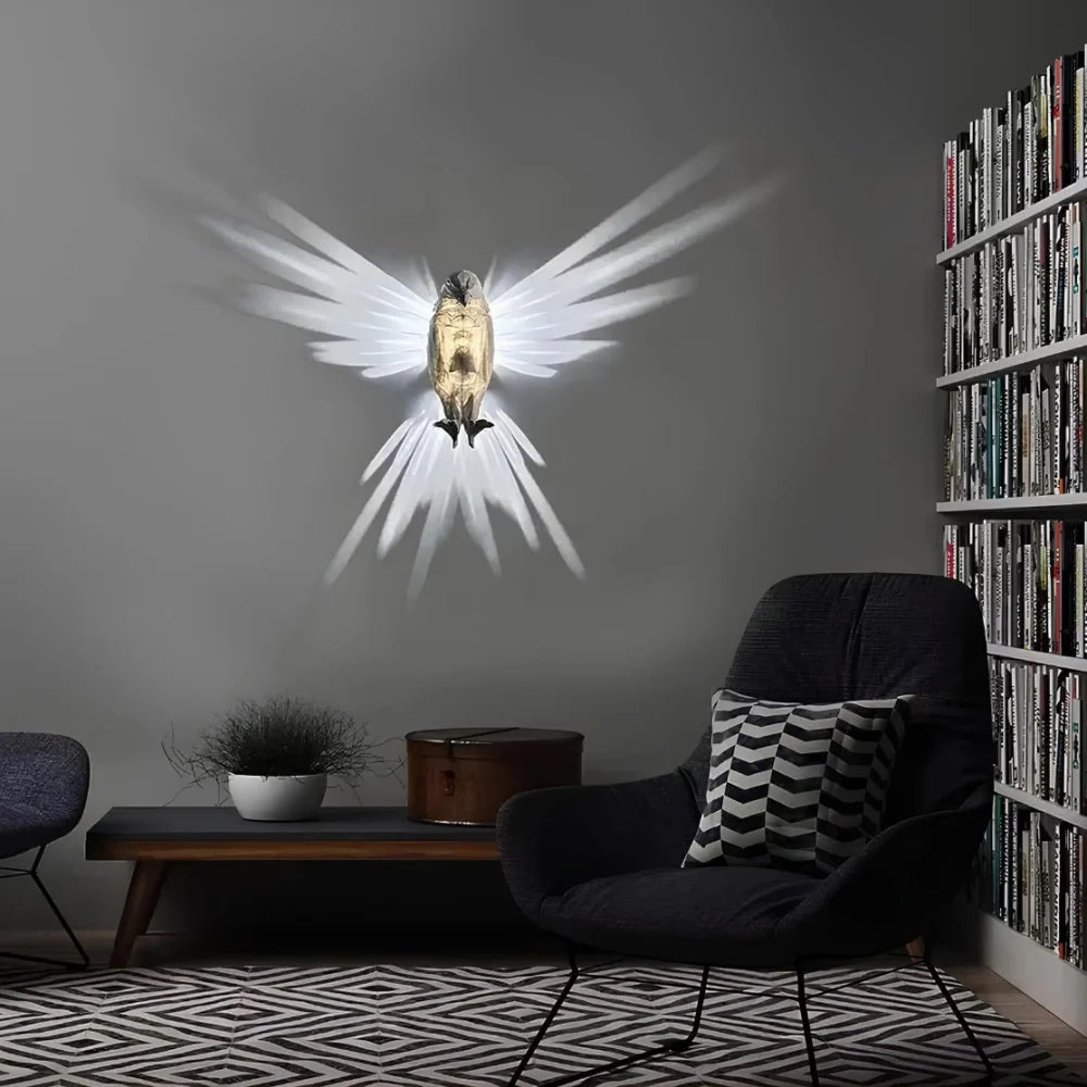 Luminous Wings™ Wandleuchte mit Flügel-Lichtprojektion