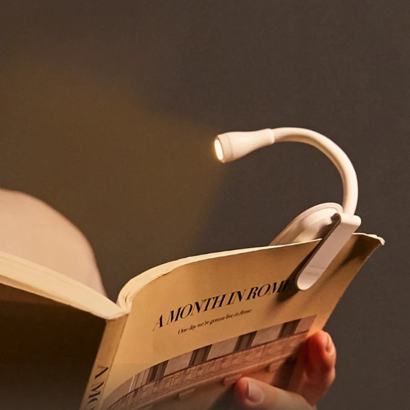 Kompaktes Buchleselicht mit verstellbarem Lichtwinkel und USB-Ladung