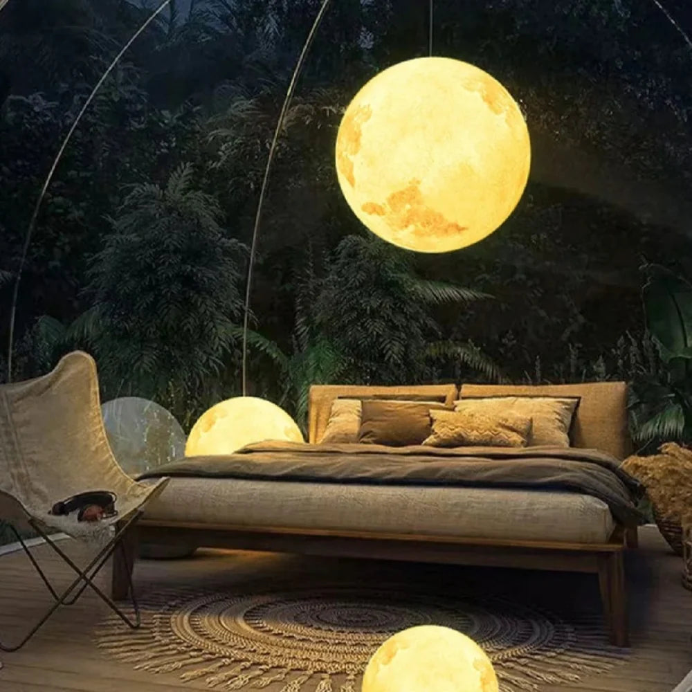 Selene™ Mondgarten-Leuchte mit 16 Farben, IP65, Solar & USB