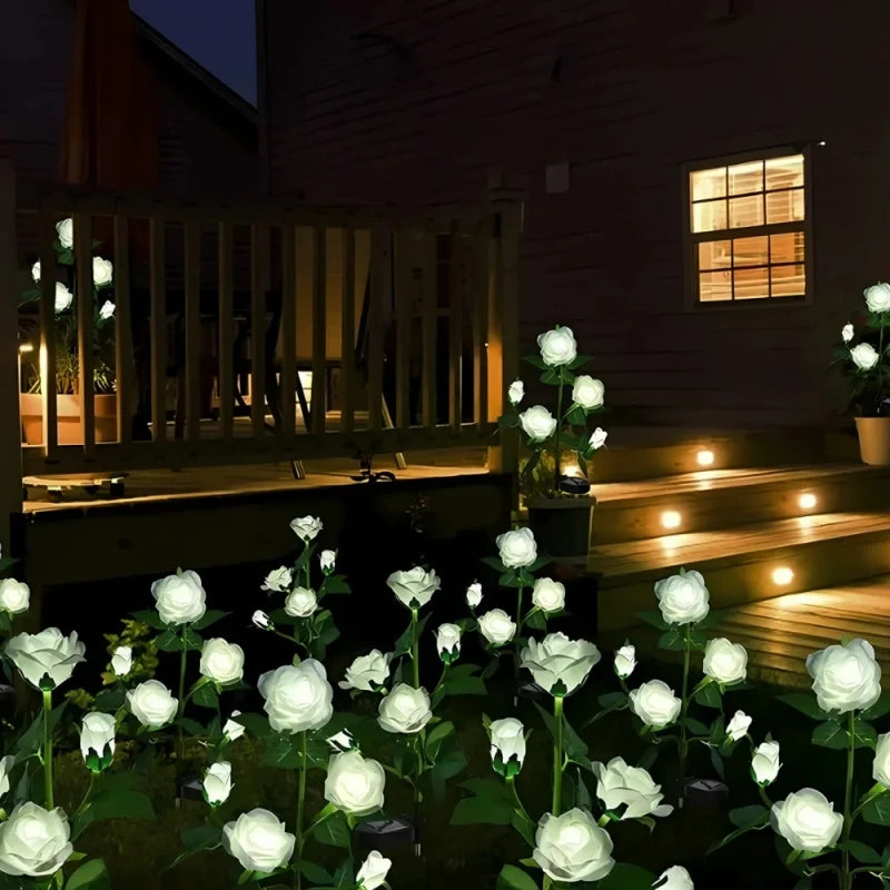 Everbloom™ Solarbetriebene Gartenblumenleuchte in Blütenform
