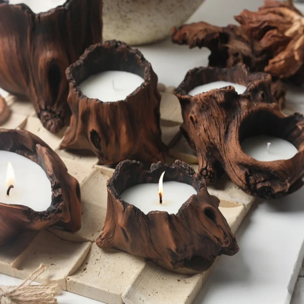 HollowGlow™ Kerzenwiege in Baumhöhlen-Optik aus Zement