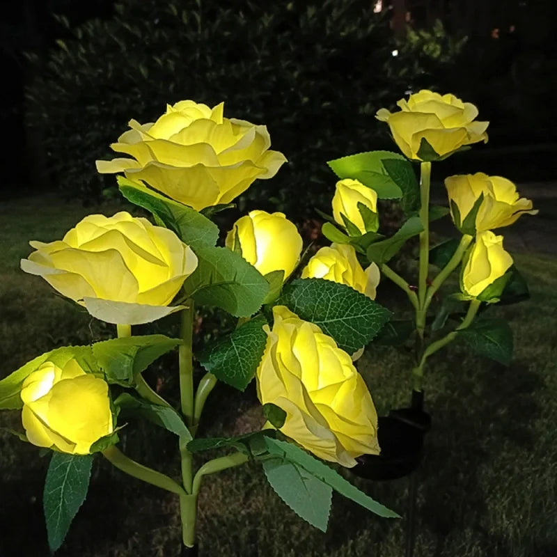 Everbloom™ Solarbetriebene Gartenblumenleuchte in Blütenform