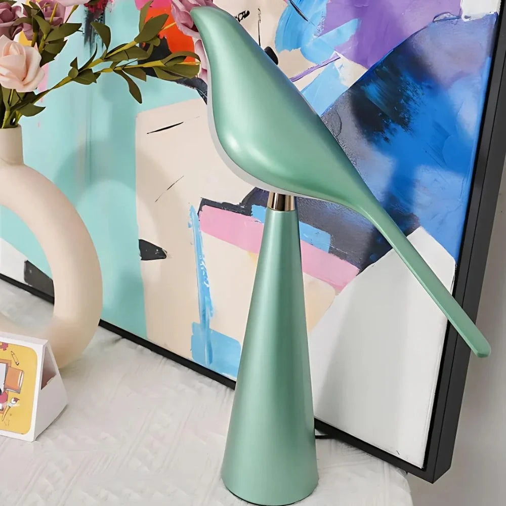 Serene Magpie Tischleuchte mit drehbarem Lampenkopf und Dimmer
