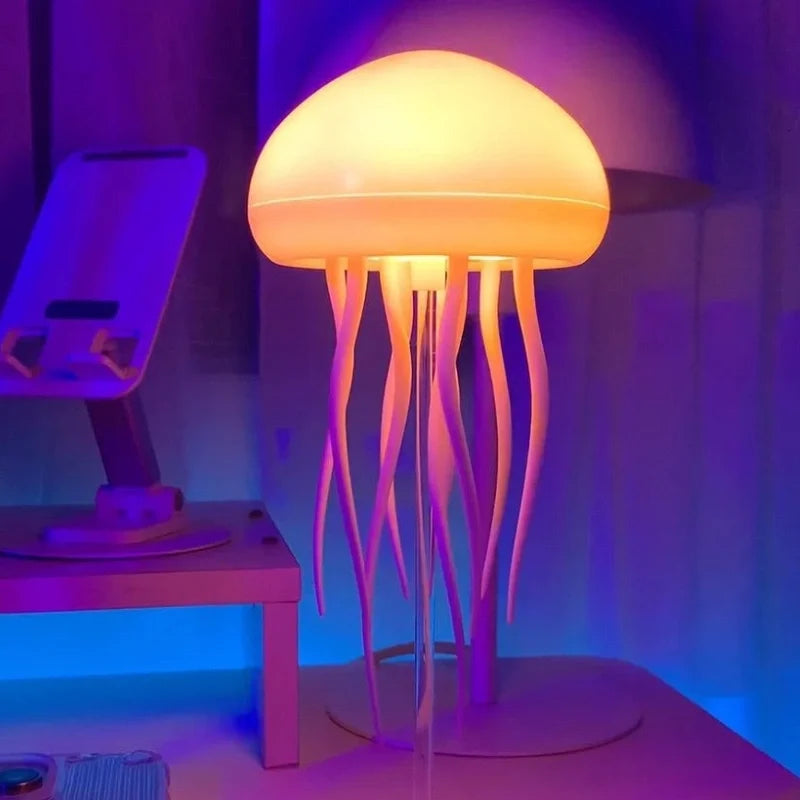 Medusa™ Lampe mit schwebenden Tentakeln und Farbwechsel