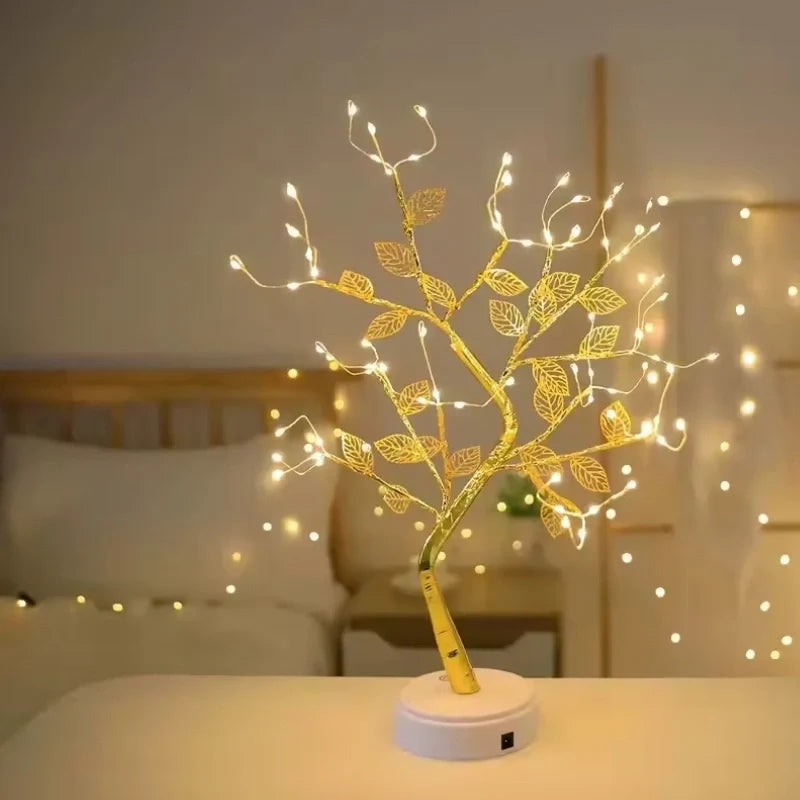 Goldener LED-Blätterbaum mit warmweißem Licht und flexiblen Zweigen