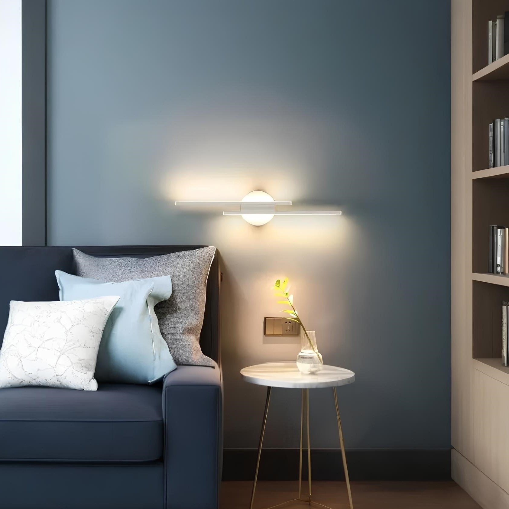 Moderne Harmonische Wandleuchte mit LED-Lichtstreifen