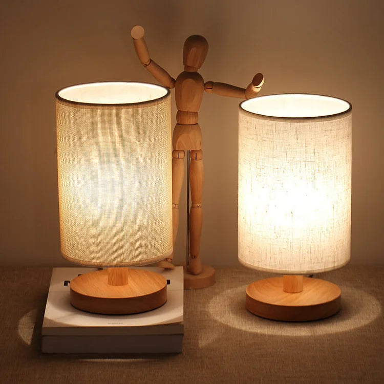 Organische Tischlampe aus Holz und Stoff mit Fernbedienung