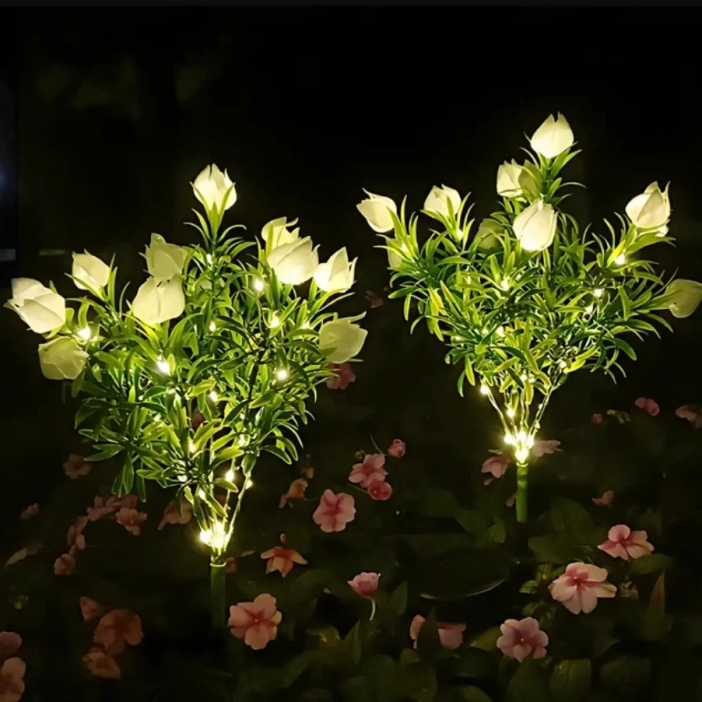Everbloom™ Solarbetriebene Gartenblumenleuchte in Blütenform