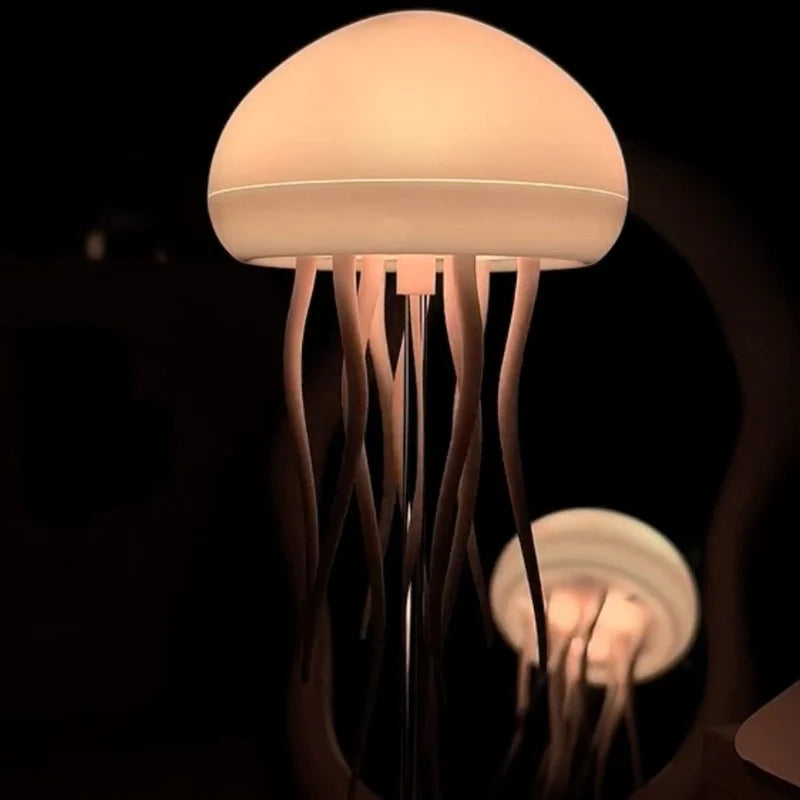 Medusa™ Lampe mit schwebenden Tentakeln und Farbwechsel