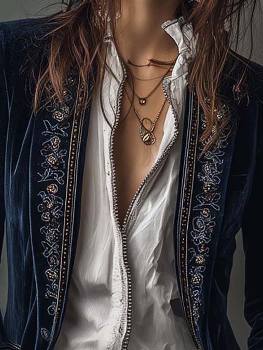 Federica | Long vintage navy blue velvet jacket with embroidery