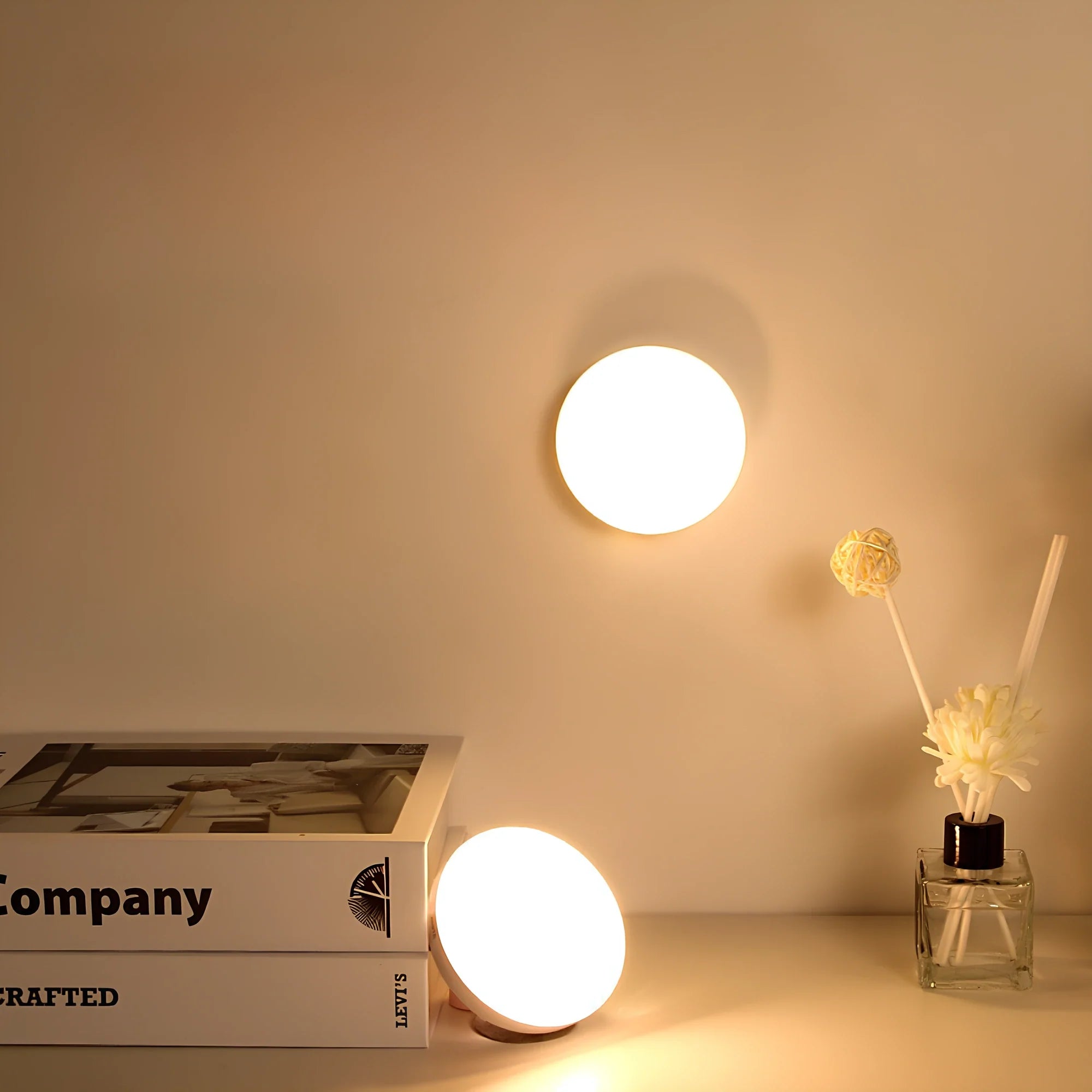 Circly™ Bewegungsmelder-Licht für Innen mit Klebepad und Magnet