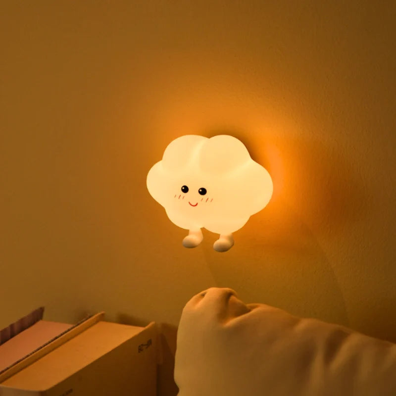DreamBuddies™ Nachtlicht in Stern-, Mond- oder Wolkenform