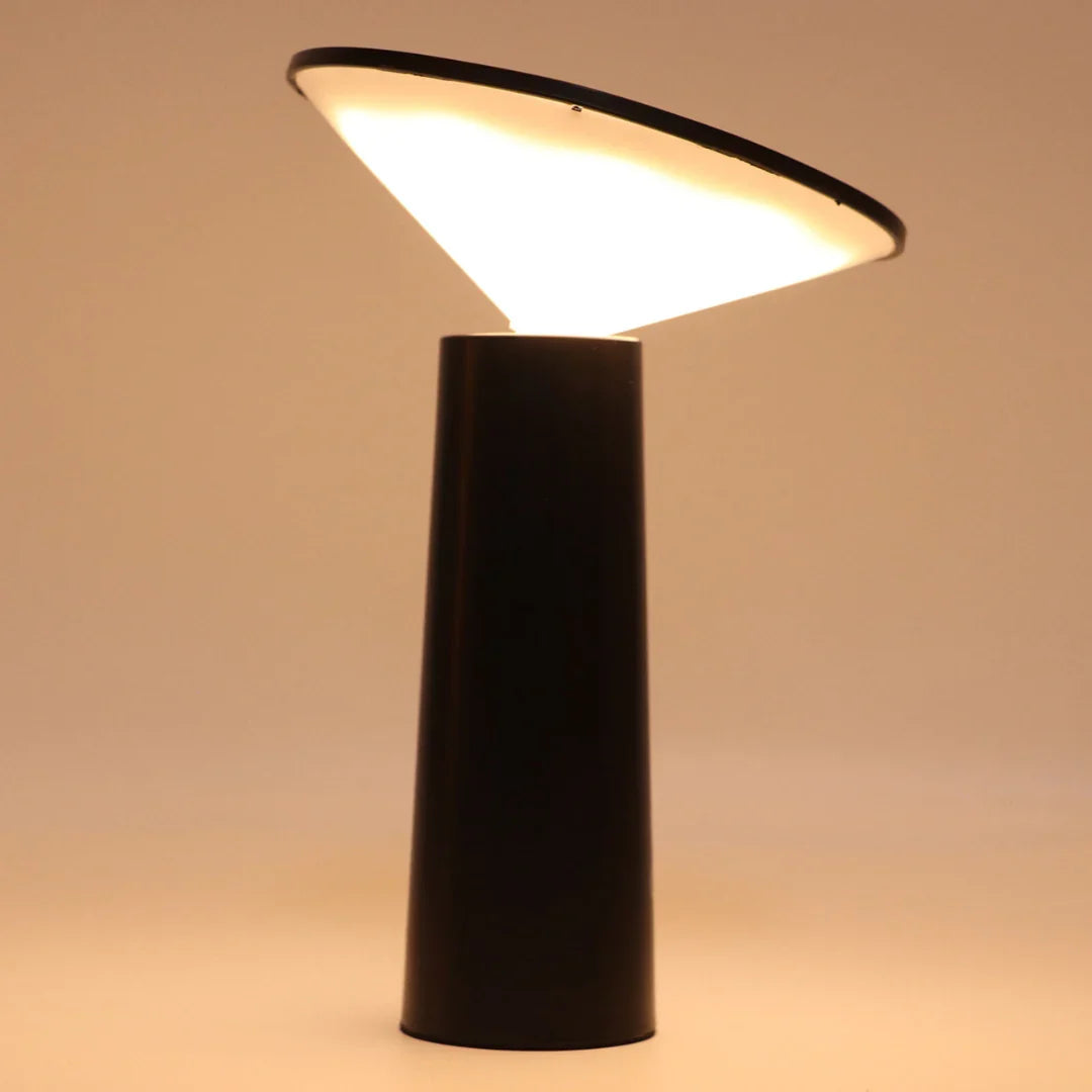TriLight Flex™ Tischlampe mit dimmbarer Lichtfarbe und Akku