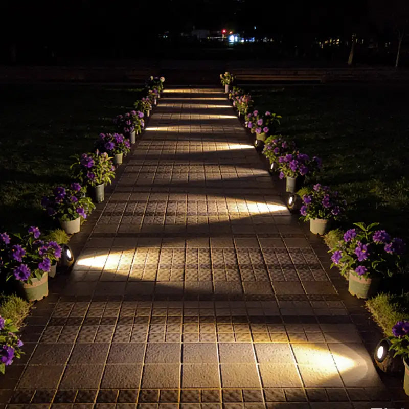 Solar-Gartenstrahler im Naturstein-Design, warmweiß oder naturweiß
