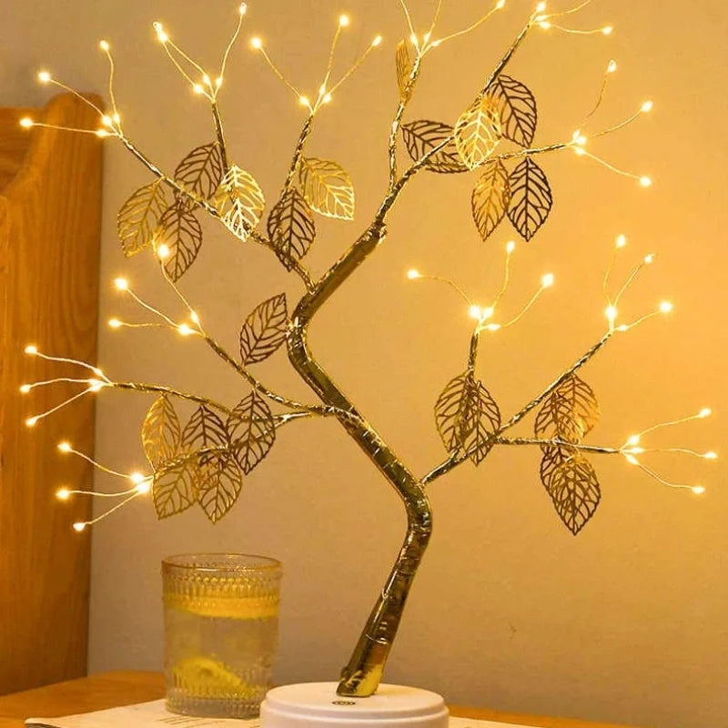 Goldener LED-Blätterbaum mit warmweißem Licht und flexiblen Zweigen