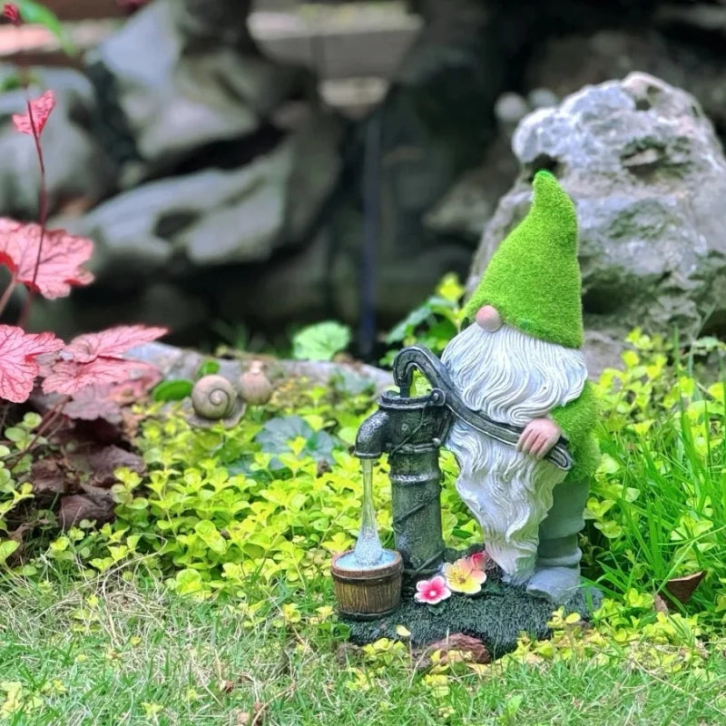 GlowGnomes™ Solar-Gartenfigur mit Licht