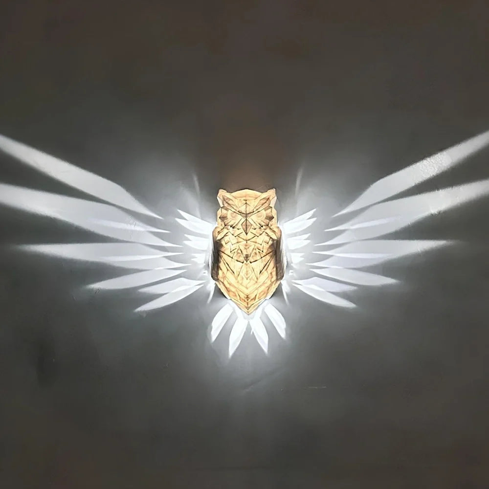 Luminous Wings™ Wandleuchte mit Flügel-Lichtprojektion