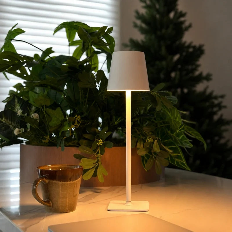 Große dimmbare Tischlampe mit Akku und Touch-Steuerung