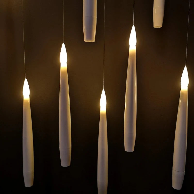 Spellbound™ LED-Schwebekerzen mit Zauberstab-Fernbedienung