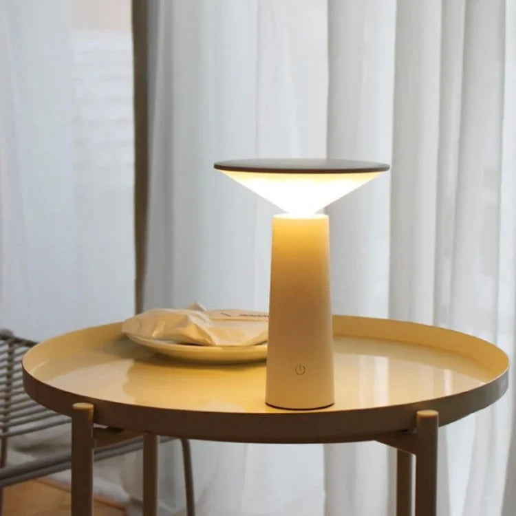 TriLight Flex™ Tischlampe mit dimmbarer Lichtfarbe und Akku