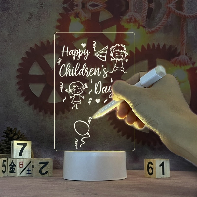 Leuchtende Nachrichtentafel mit Lichtstift und USB-Stromversorgung