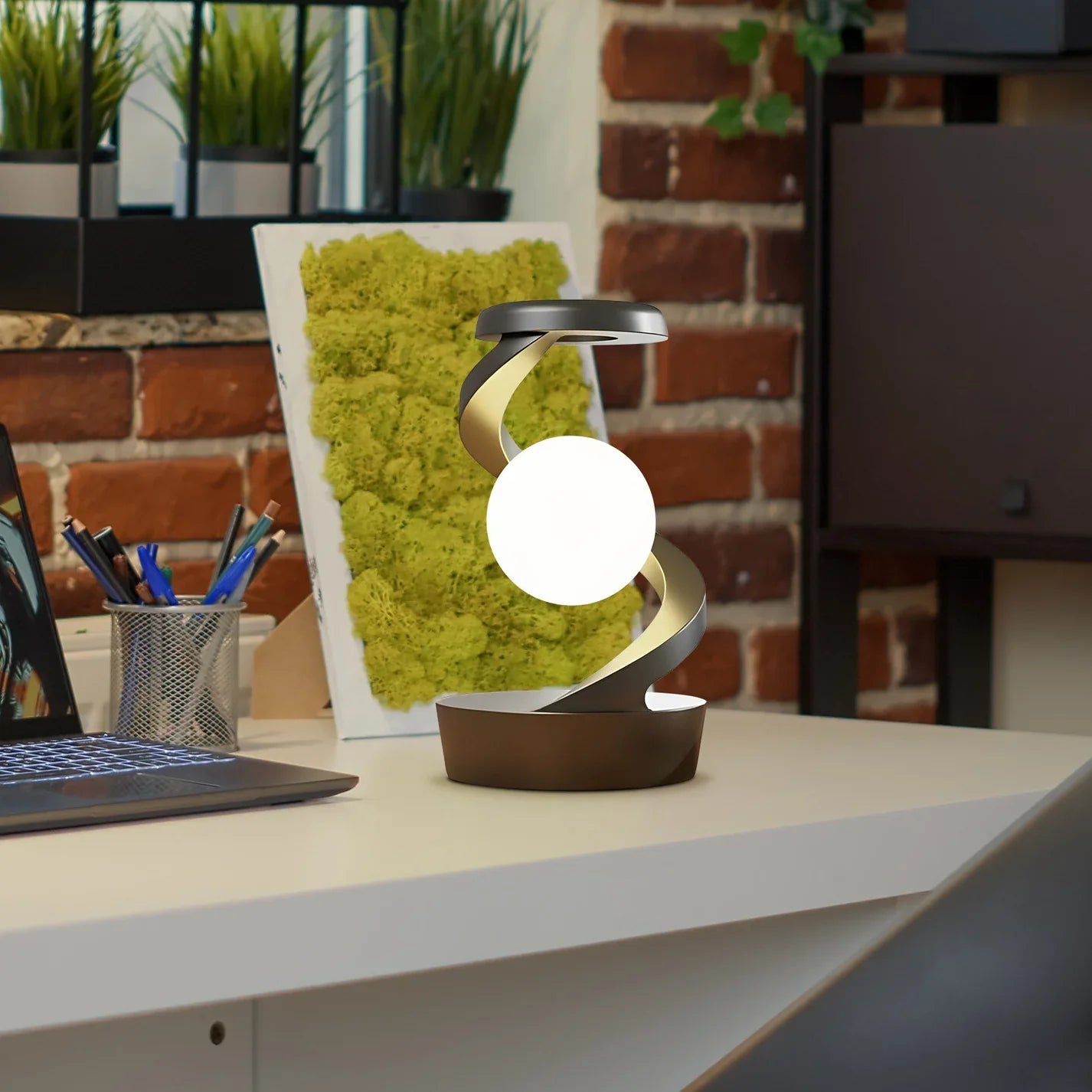 SwirlSphere™ Tischlampe mit Gestensteuerung und kabellosem Ladegerät