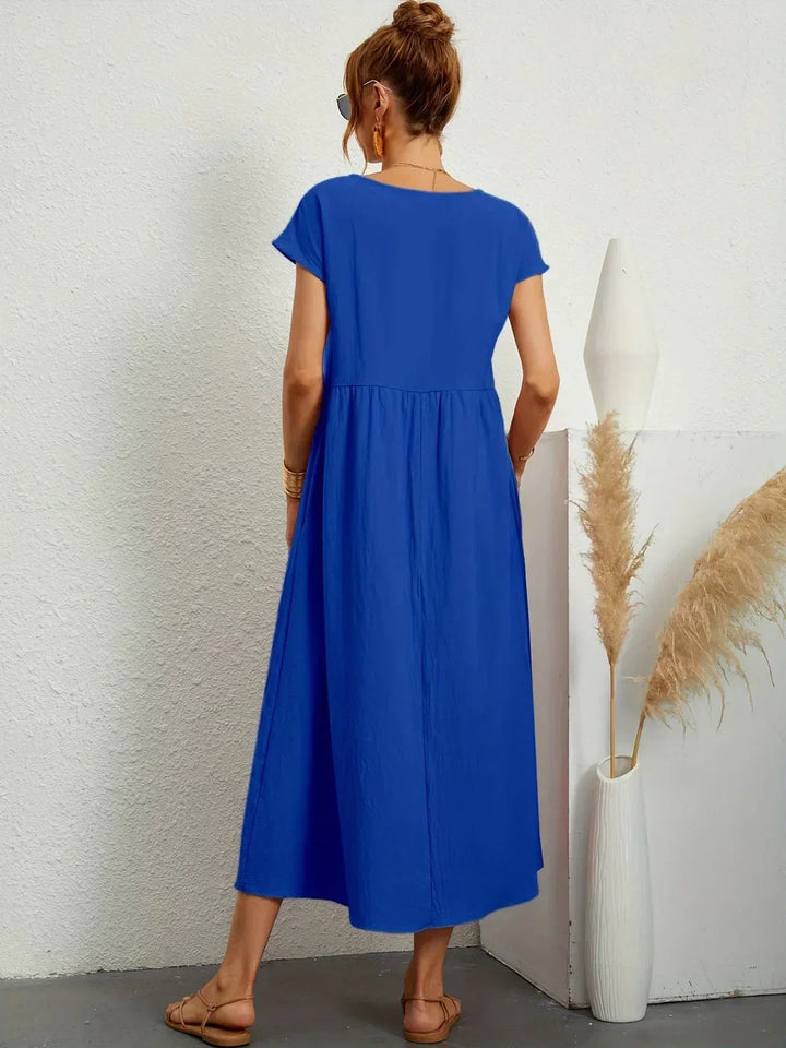 Gabrielle™ — Flowy midi dress with timeless elegance