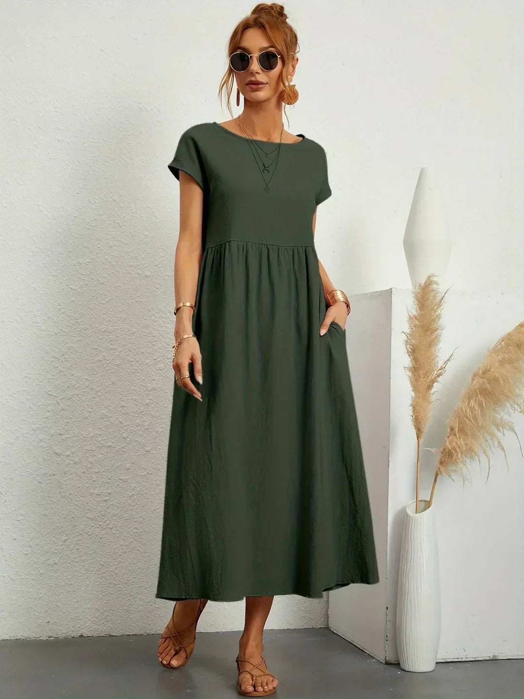 Gabrielle™ — Flowy midi dress with timeless elegance