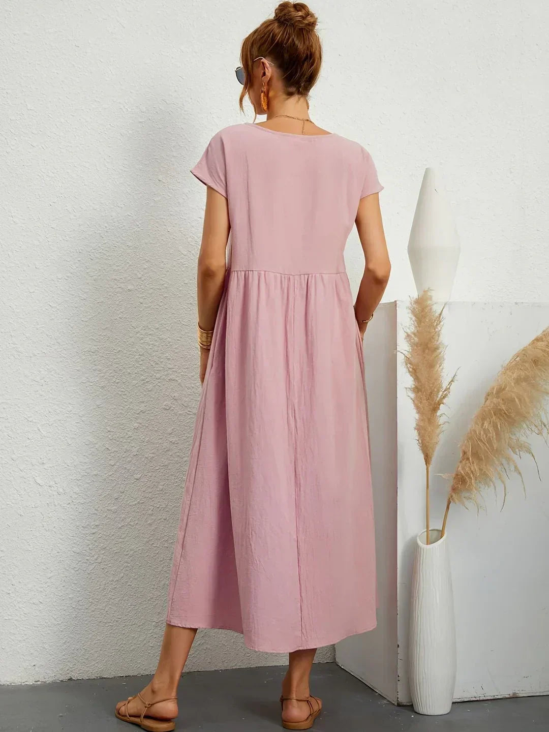Gabrielle™ — Flowy midi dress with timeless elegance
