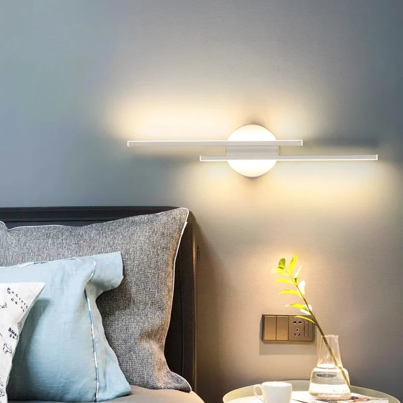 Moderne Harmonische Wandleuchte mit LED-Lichtstreifen
