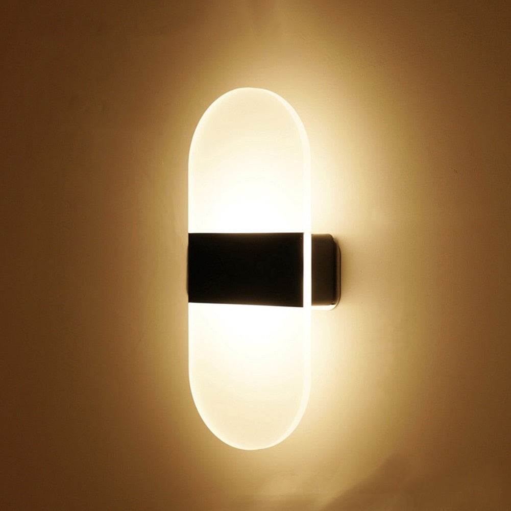 Lumos™ Bewegungsmelder-Wandleuchte in modernem Design