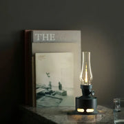 LED Vintage Laterne mit USB-Ladefunktion und Puster-Aus