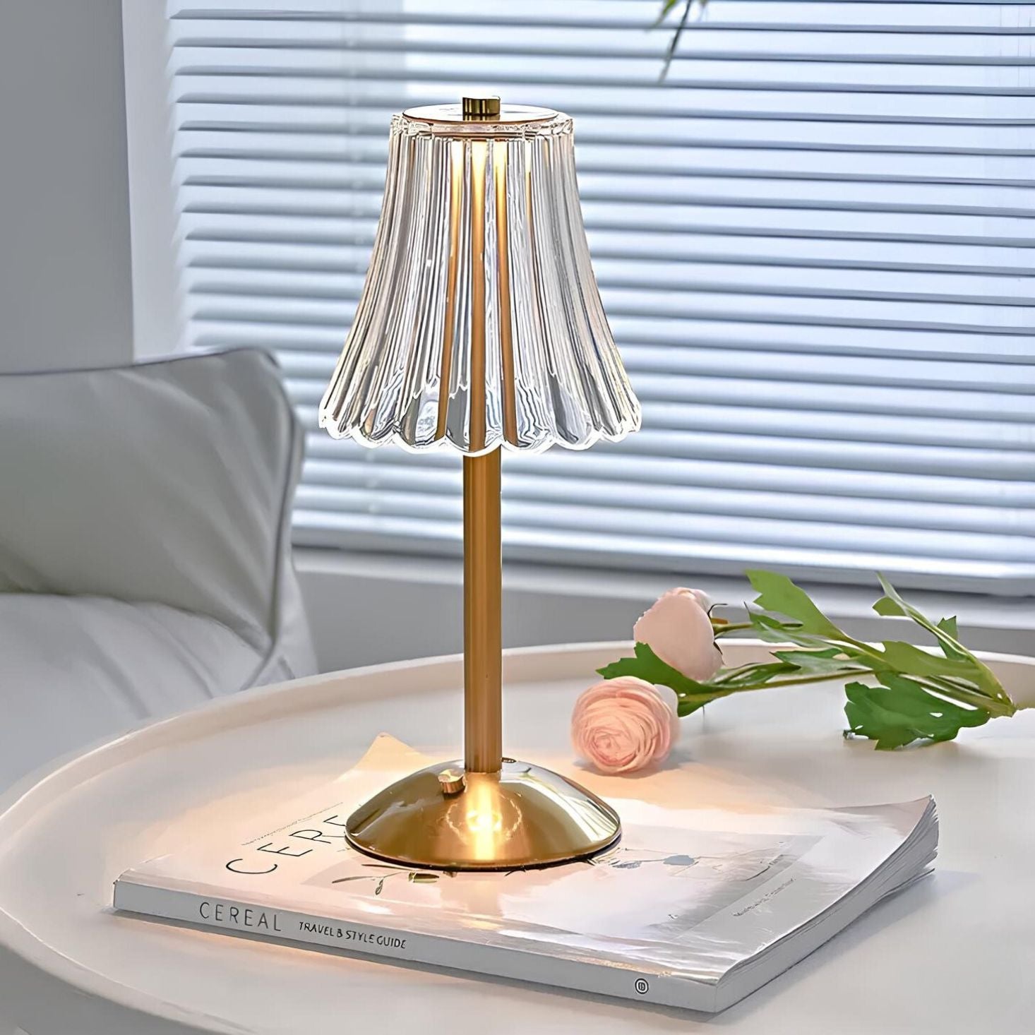 Kristalltischlampe mit Touchdimmer und Akku, goldfarben