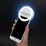 Kompaktes Selfie-Ringlicht mit Clip und einstellbarer Helligkeit