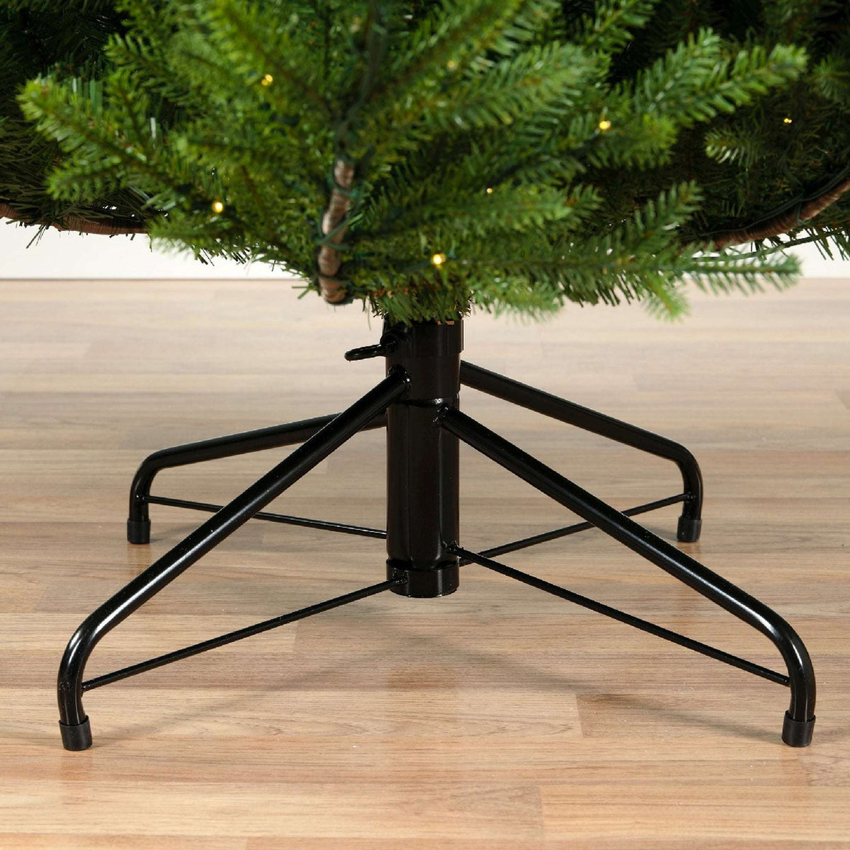 Premium Norway Tanne mit warmweißer Beleuchtung – 240 cm