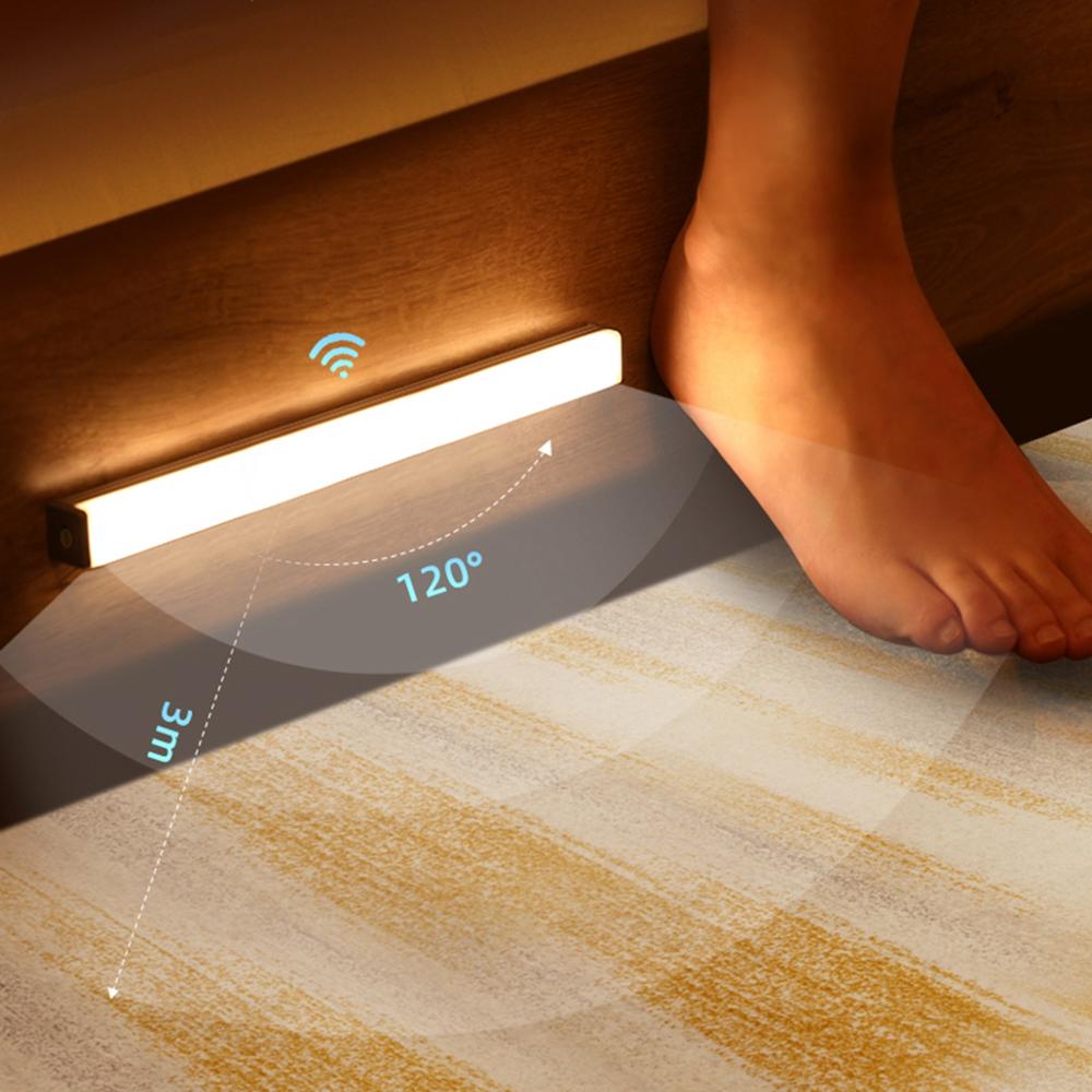 Brightly™ Bewegungsmelder-Licht mit Magnetbefestigung, warmweiß oder kaltweiß