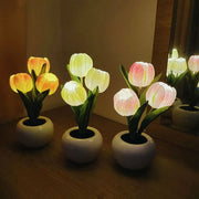 Tulpen-Nachtlicht mit LED in verschiedenen Farben und Topf