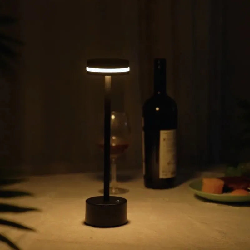 Kosmische Eleganz LED-Tischlampe mit Akku und Touch-Dimmer