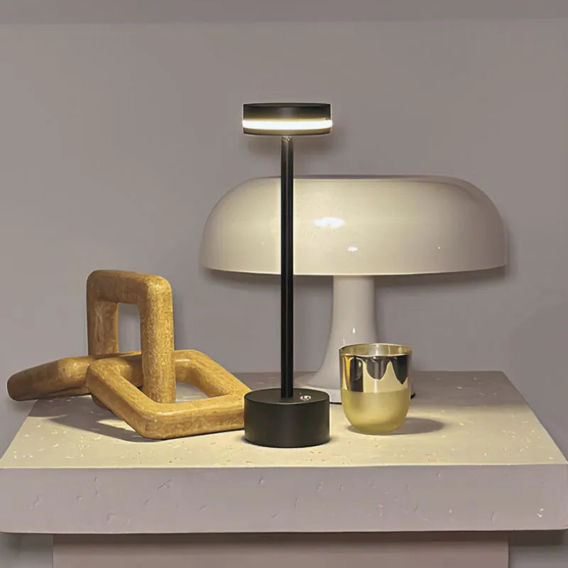 Kosmische Eleganz LED-Tischlampe mit Akku und Touch-Dimmer