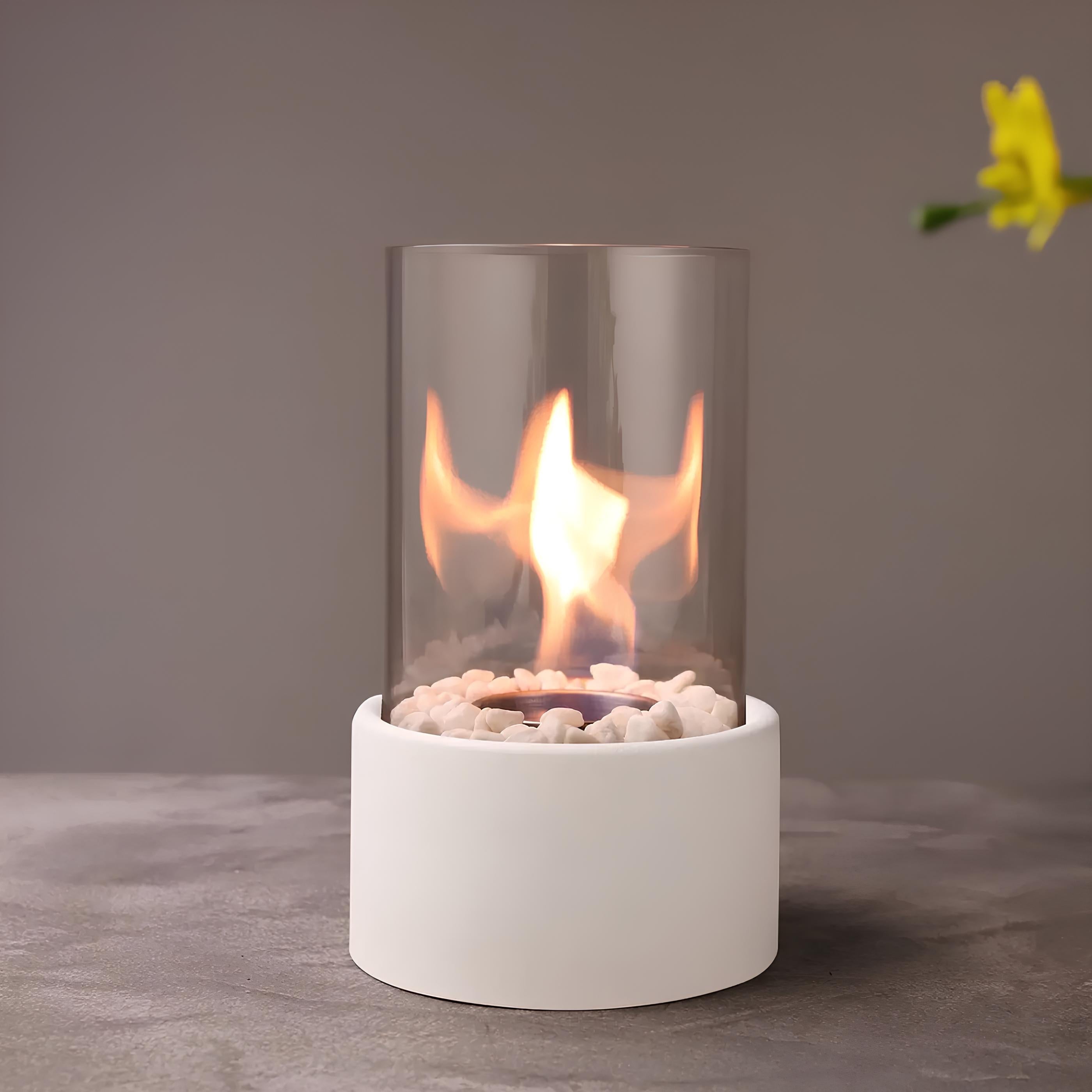 Everlasting Flame™ Öllampe mit Glaszylinder und Dekosteinen